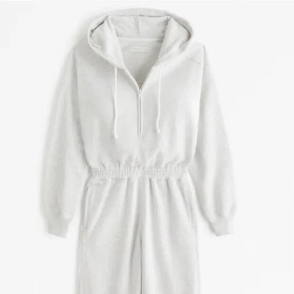 Abercrombie & Fitch Heather Light Gray Hooded Zip-Front Jumpsuit - Picture 7 of 9